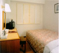 SINGLE ROOM